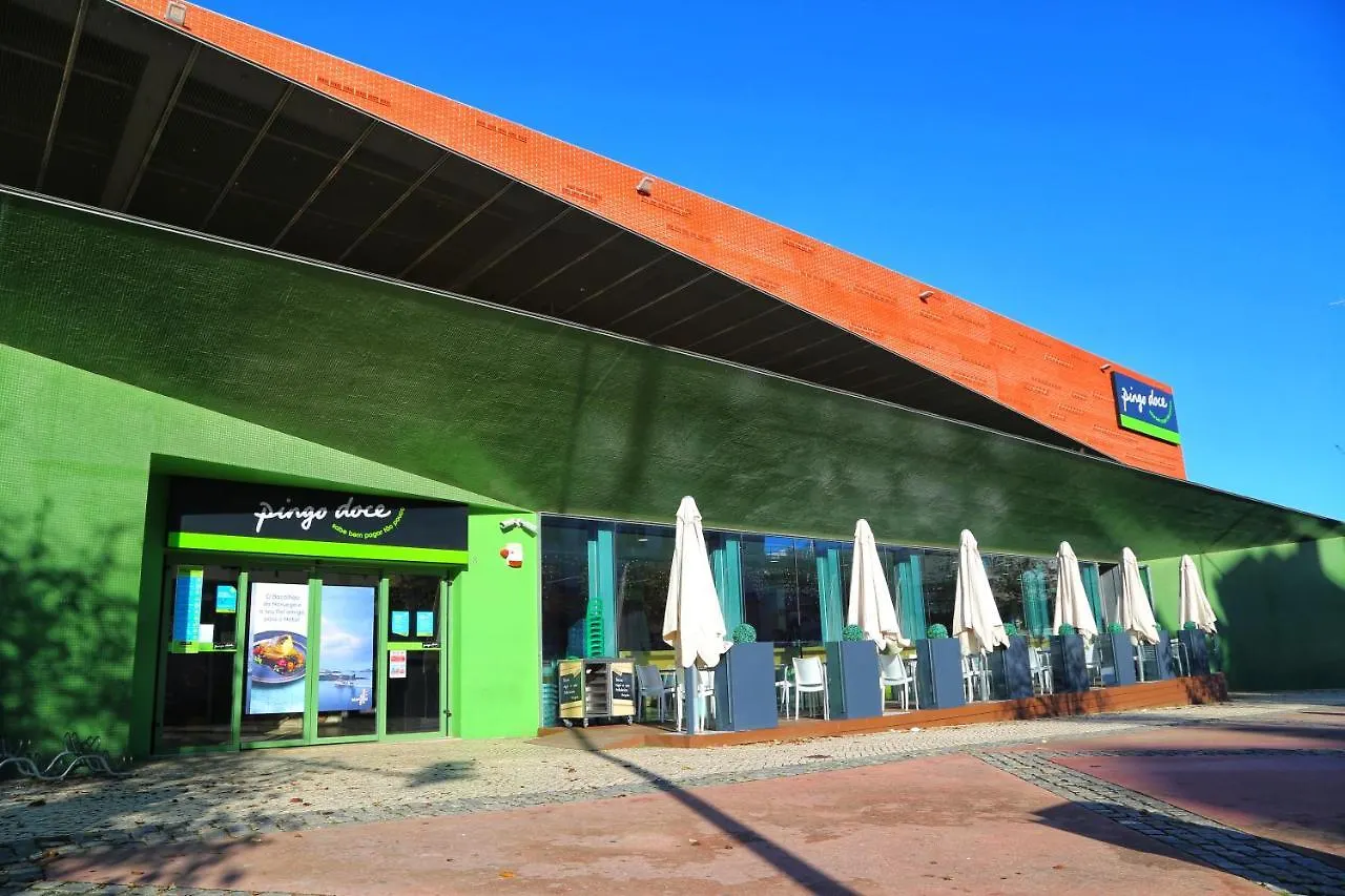 Bom Dia Parque Nacoes Lisboaz Apartment Lisbon
